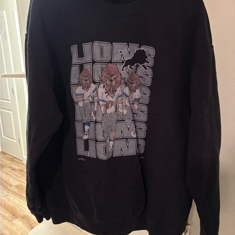 Black Detroit Lions Graphic Sweatshirt